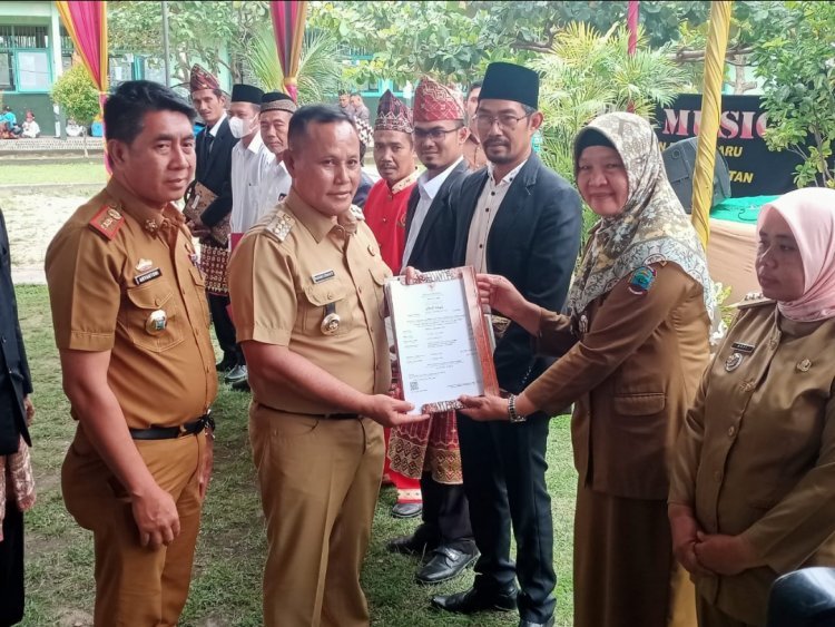 Sebanyak 40 produk UMKM Kecamatan Palas mendapat sertifikasi makanan Halal.