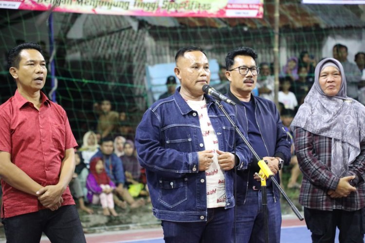 Bupati Nanang Ermanto Hadiri Penutupan Tournamen Volly Camat Cup  I 2023 di Palas