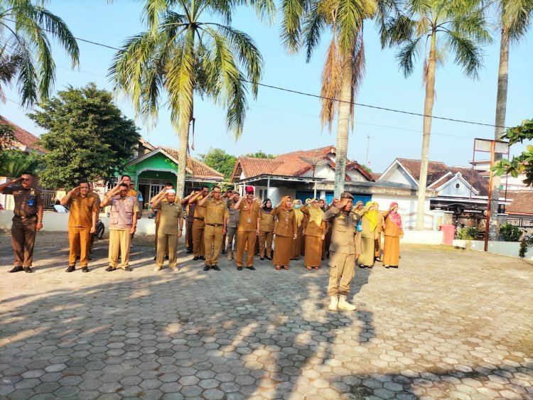 Kegiatan Apel Mingguan Rutin Kecamatan Palas, Suyadi ajak tingkatkan kembali kegiatan K3 (Kandang, Kolam dan Kebun)