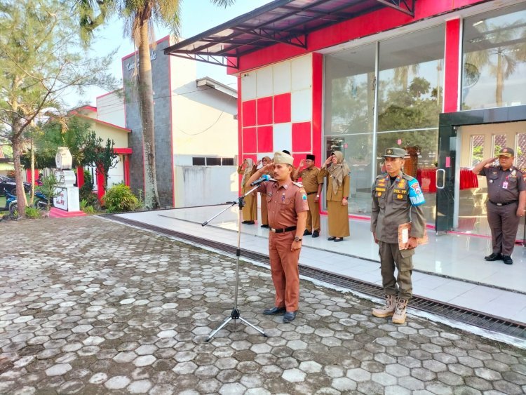 Kegiatan Apel Mingguan Rutin Kecamatan Palas, Suyadi ajak tingkatkan kembali kegiatan K3 (Kandang, Kolam dan Kebun)