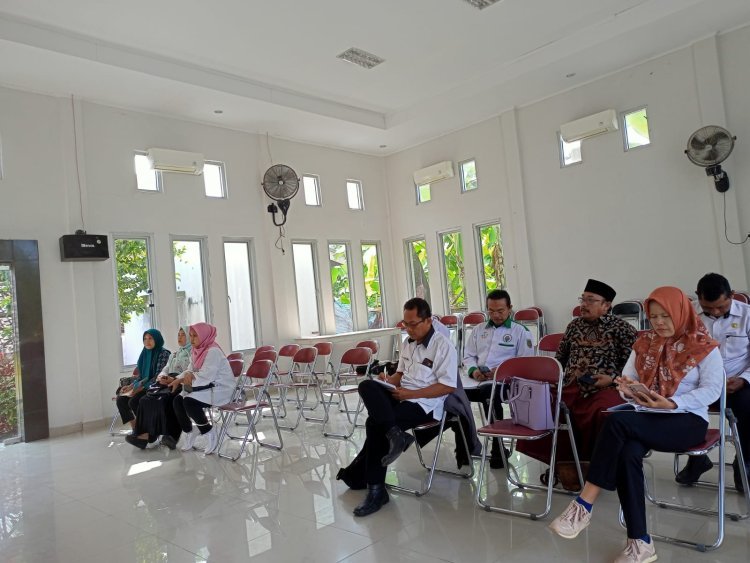 Rosalina pimpin Rapat Koordinasi Bulan Juli dilingkungan Pemerintah Kecamatan Palas.